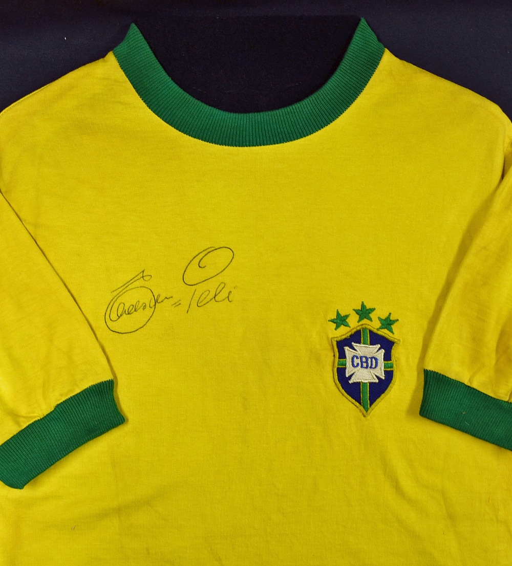 Mullock's Auctions PELE Signed 1970 Brazil Match Worn