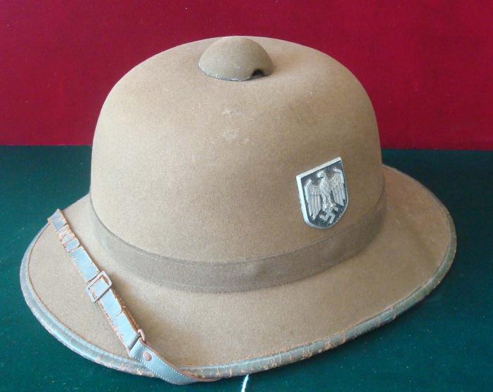 types of pith helmets